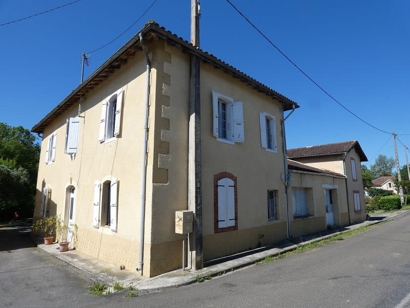 Maison de maître avec dépendances sur un parc de 4600 m2 — photo 2