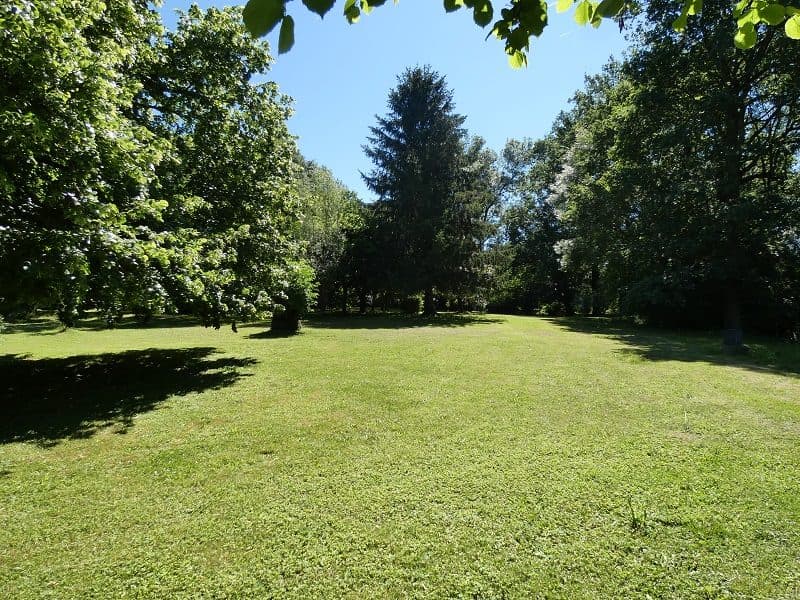 Maison de maître avec dépendances sur un parc de 4600 m2 — photo 3