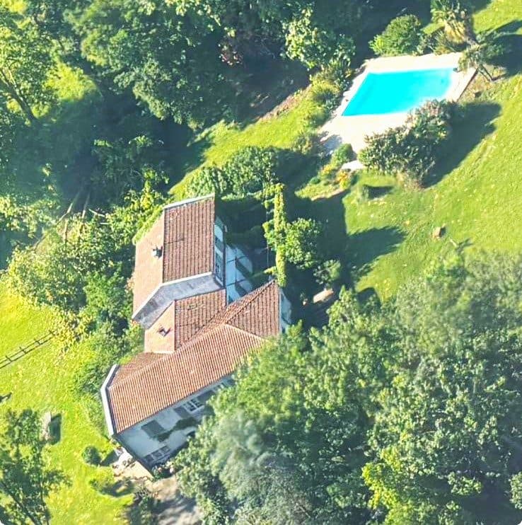 Npgaro (32), Grande maison bourgeoise avec 3 appartements + dépendances + grand terrain