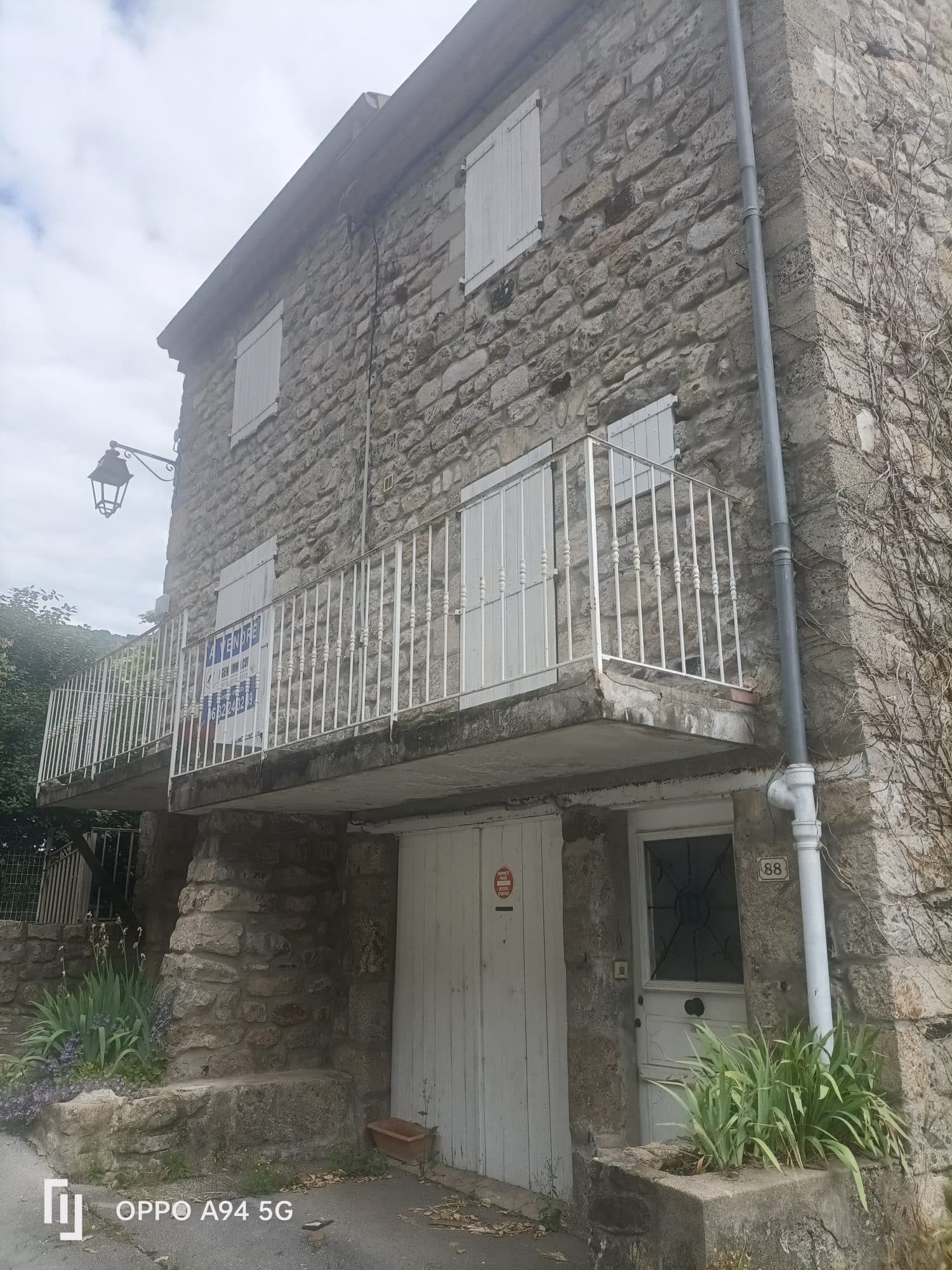 Belle maison de village touristique en pierre — photo 2