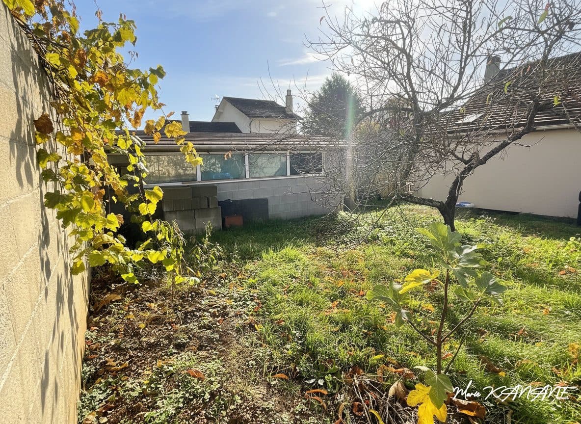 Maison de plain-pied 2 chambres avec jardin et dépendance — photo 2