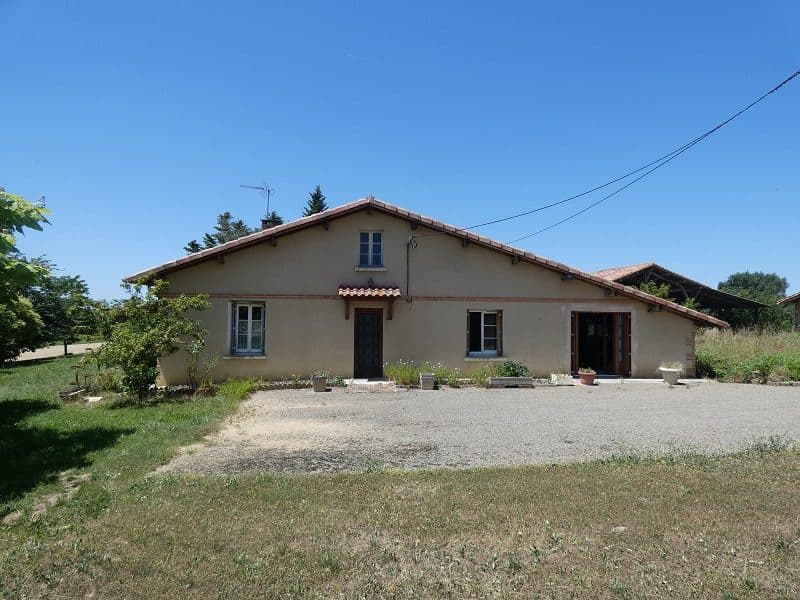 Maison de campagne avec jardin et dépendances — photo 2