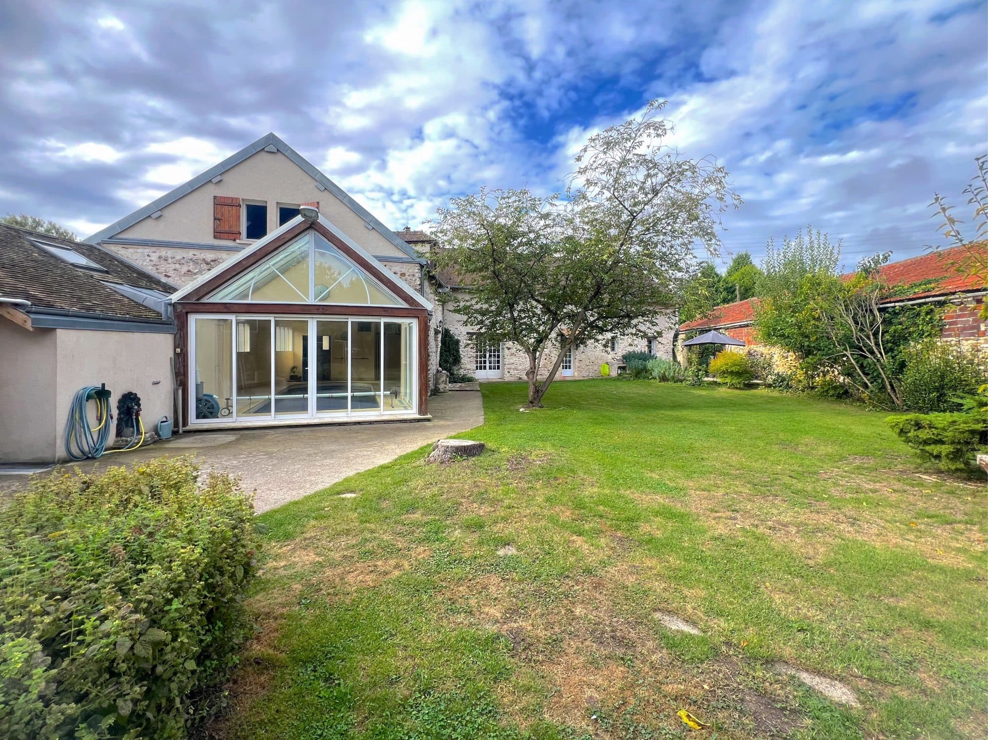 Superbe Maison en pierre en plein cœur de Longnes 78 — photo 2