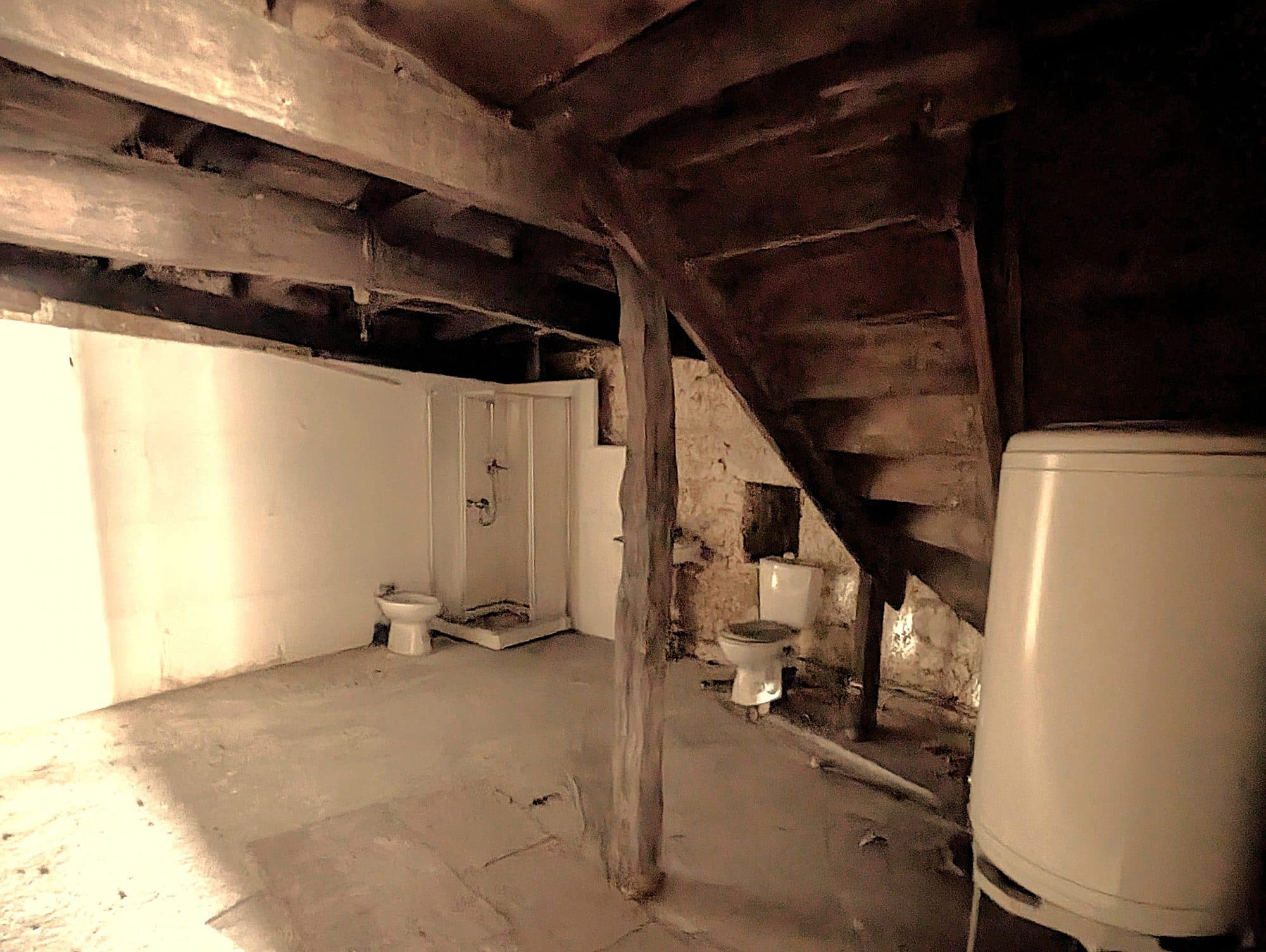 Maison de ville à rénover — photo 3