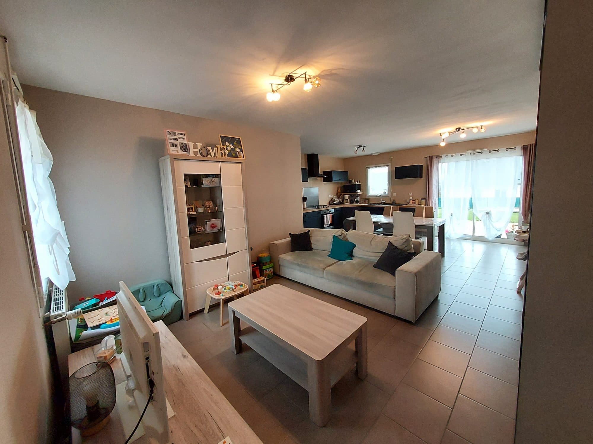 Maison 76 m² à Souvigné — photo 2