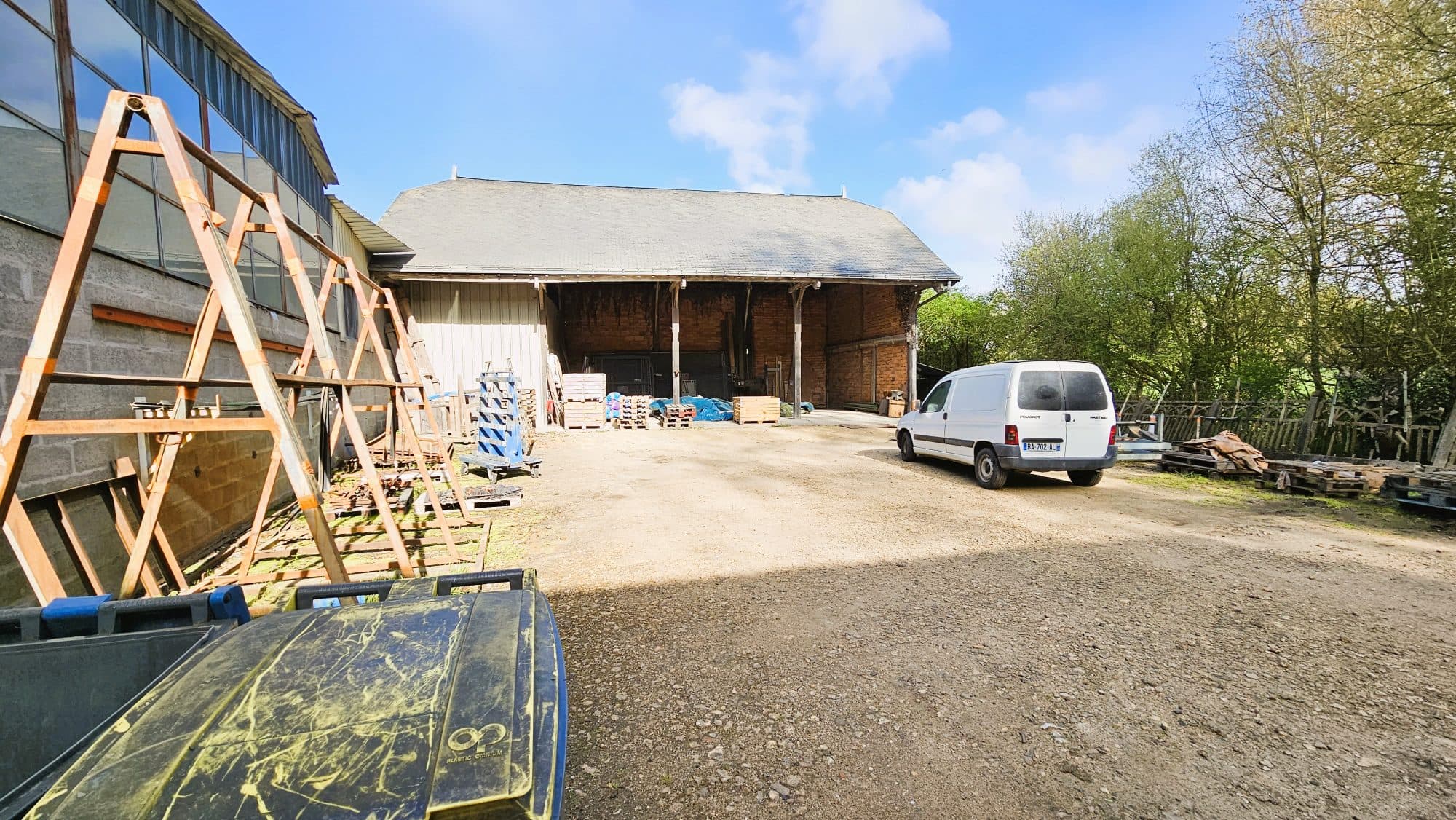vend murs commerciaux, batiment industriel, entrepot ou atelier — photo 3