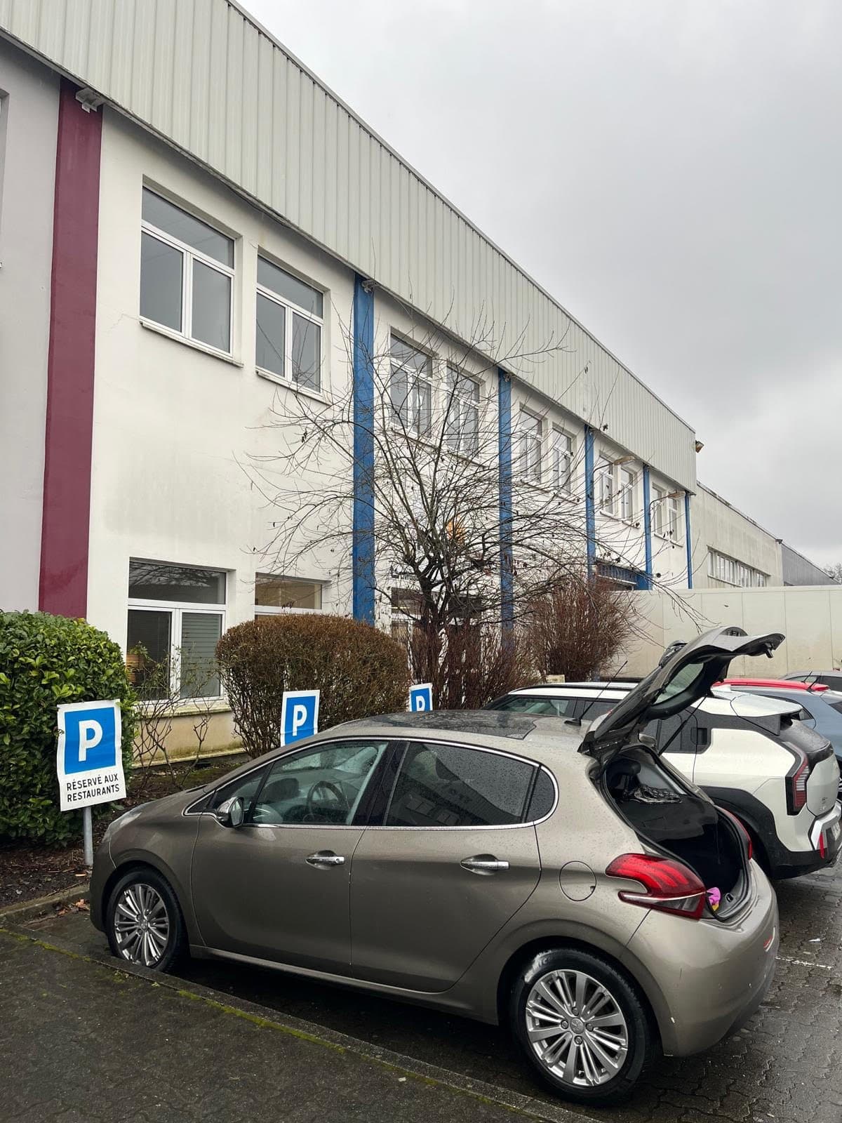 Local professionnel 510 m² à Strasbourg