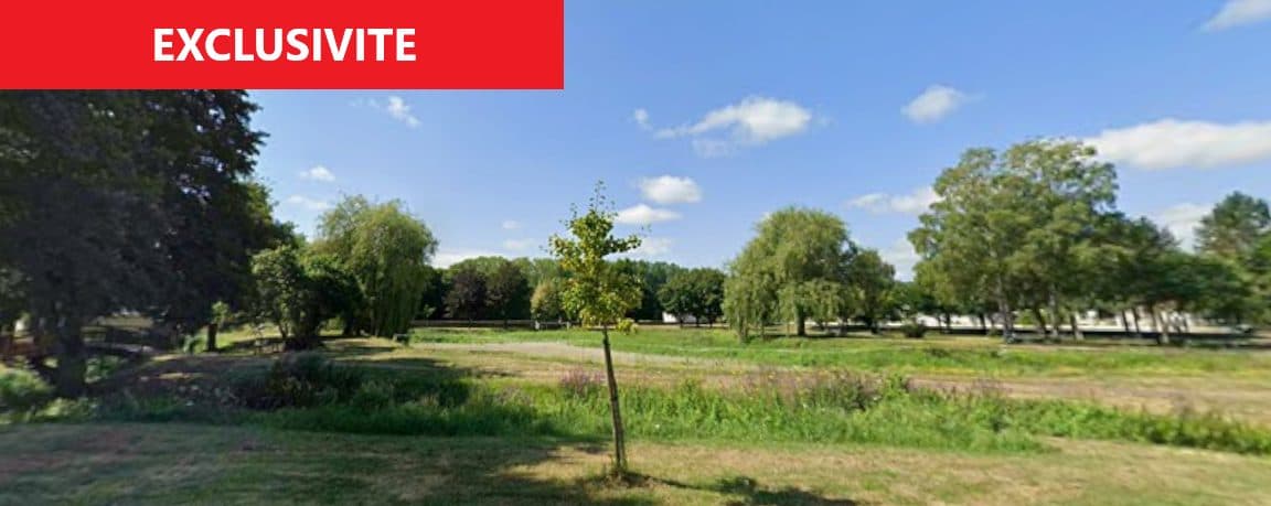 TERRAIN DE 600 M²