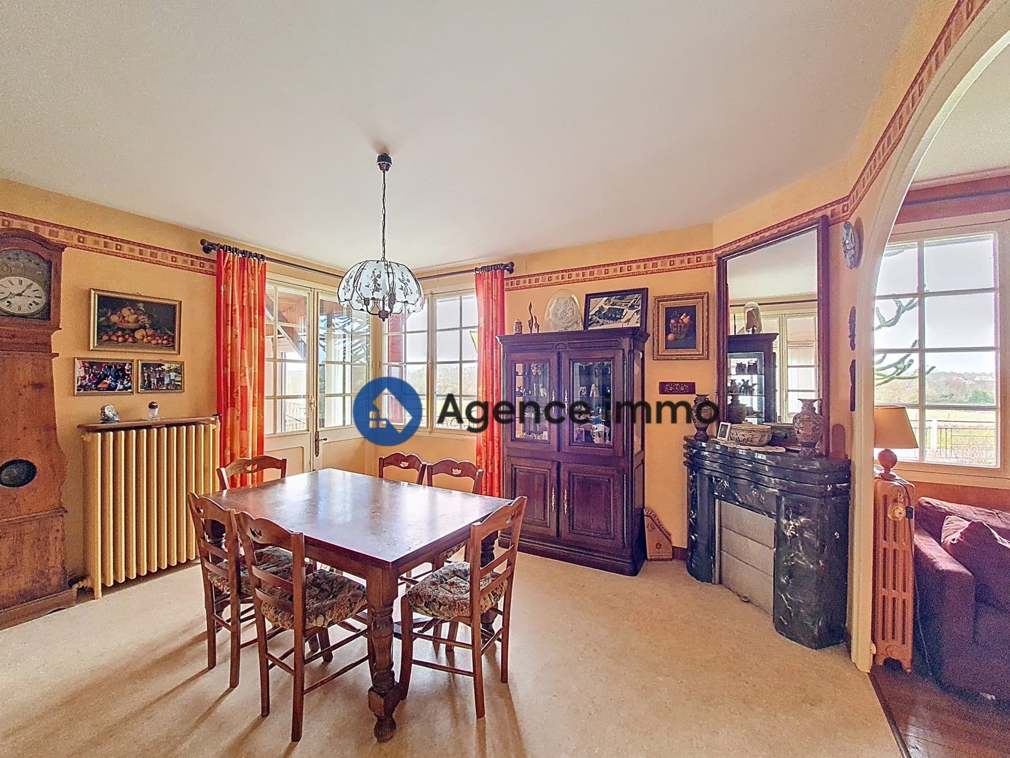 MAISON FAMILIALE - 5 CHAMBRES - DEPENDANCES — photo 3