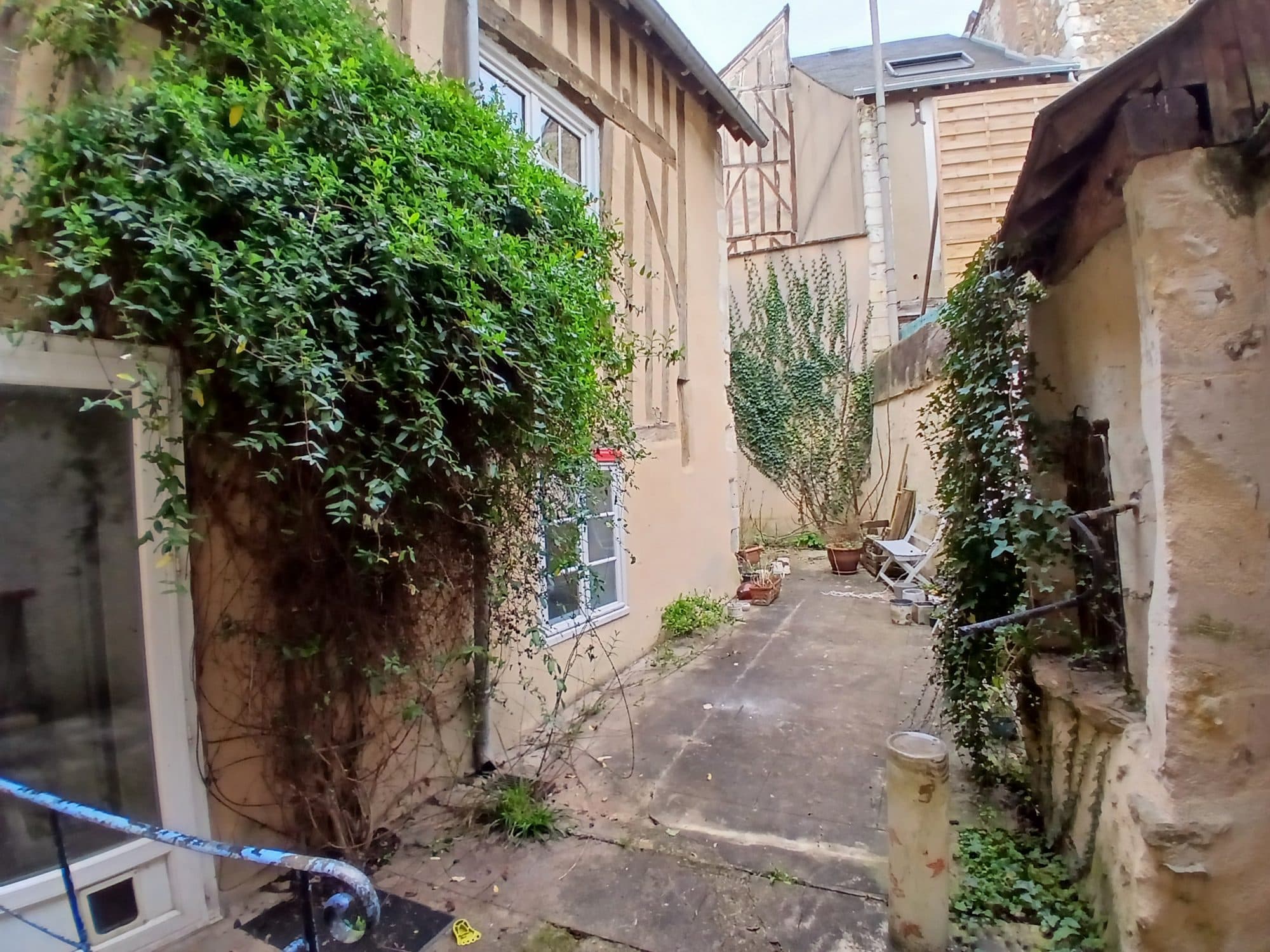 maison avec local commercial — photo 3